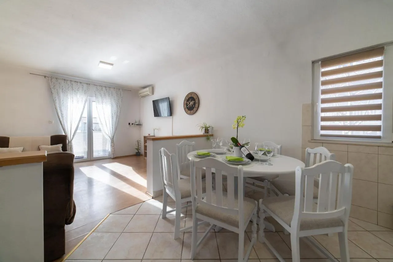 Apartman Katarina Apartment Kastela